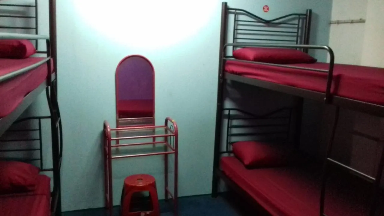 Hostel Submarine Guest House Central Market Kuala Lumpur